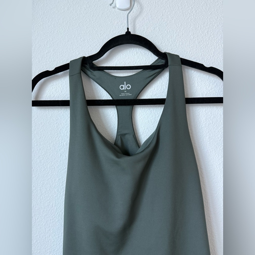 ALO DRESS - Picture 6 of 9